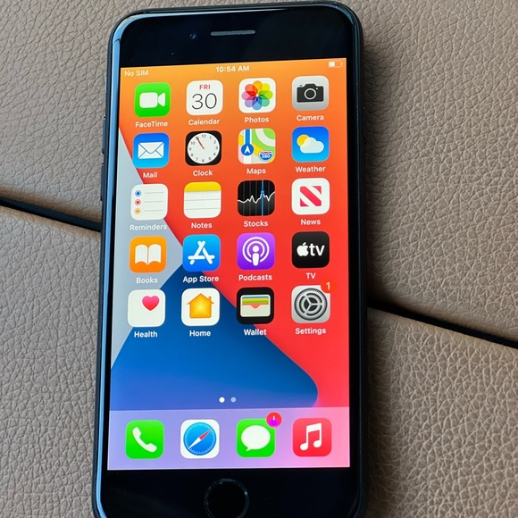 iPhone 7 32GB Unlocked for Any Carrier